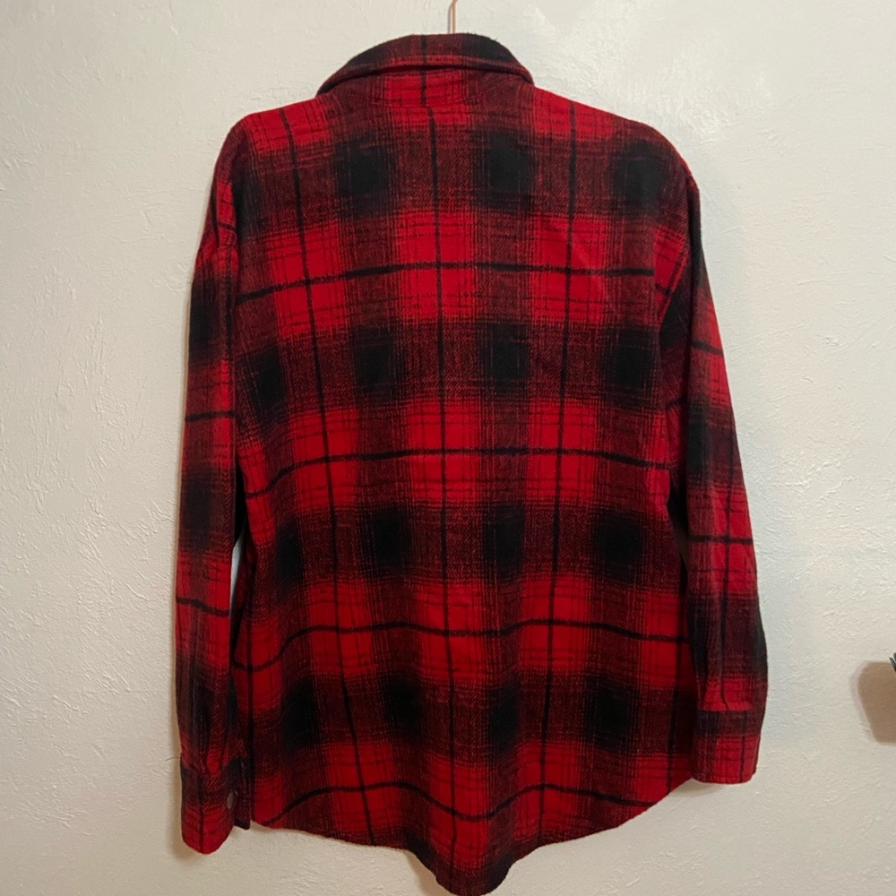 Steve Madden Sophia Red and Black Checkered Shacket - Picture 4 of 5